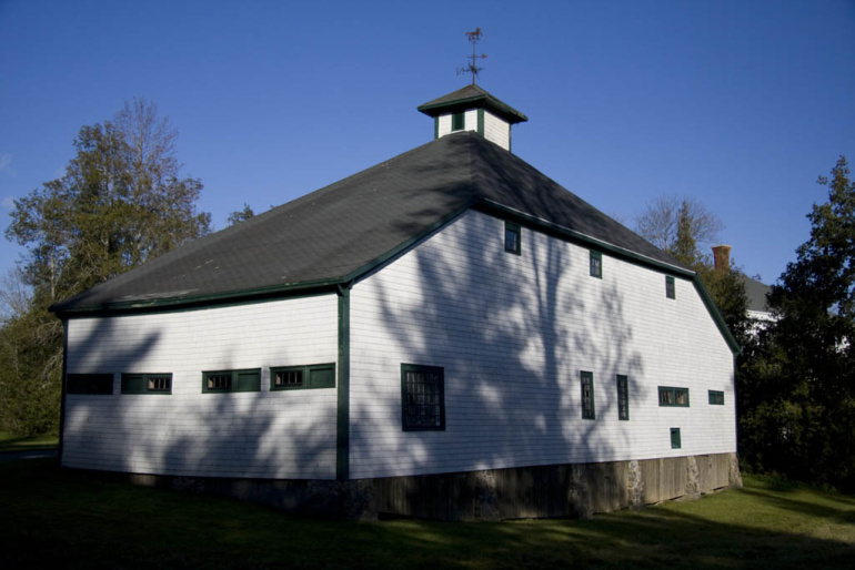 Barn, side view